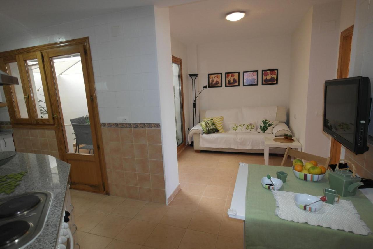 AR2B, coqueto apartamento en primera línea de playa Villajoyosa  Exterior foto