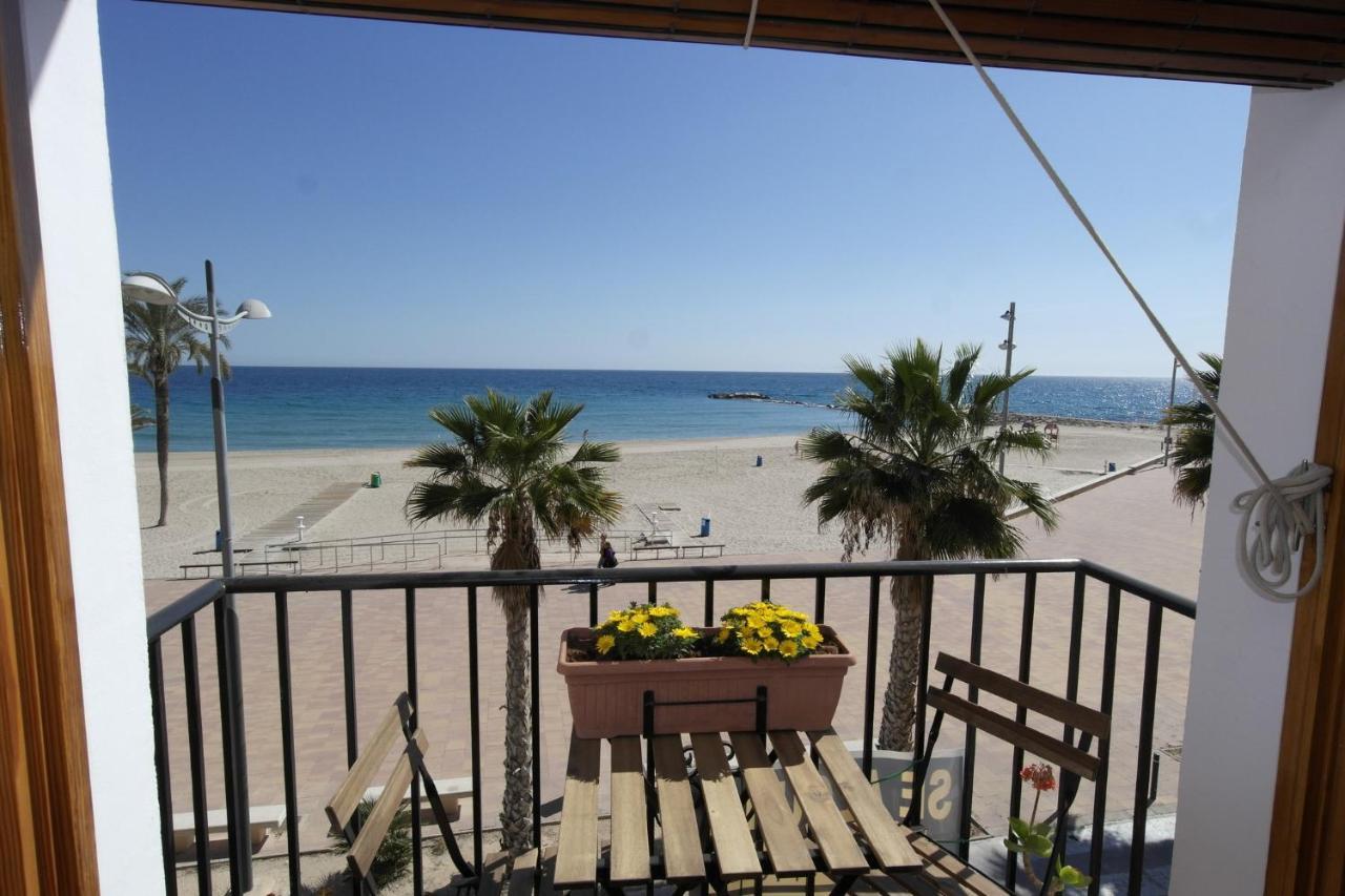 AR2B, coqueto apartamento en primera línea de playa Villajoyosa  Exterior foto