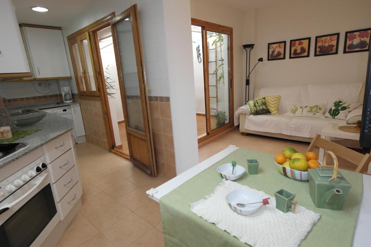 AR2B, coqueto apartamento en primera línea de playa Villajoyosa  Exterior foto
