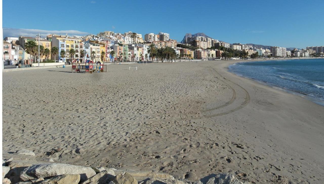 AR2B, coqueto apartamento en primera línea de playa Villajoyosa  Exterior foto